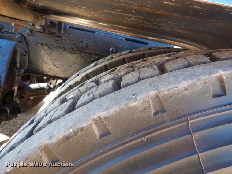 image for item DA5297 1993 Peterbilt 378  semi truck