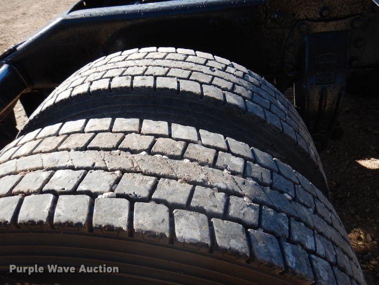 image for item DA5297 1993 Peterbilt 378  semi truck