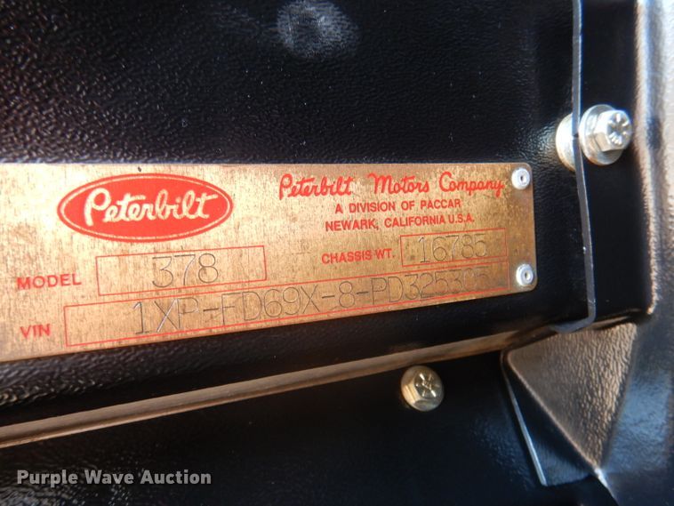 image for item DA5297 1993 Peterbilt 378  semi truck