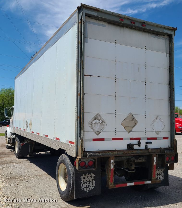 image for item DH5989 1996 Volvo WG  semi truck with trailer