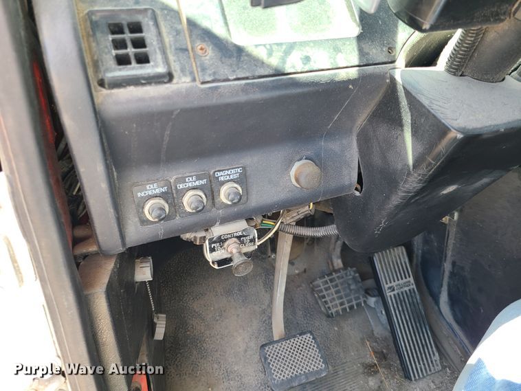 image for item DH5989 1996 Volvo WG  semi truck with trailer