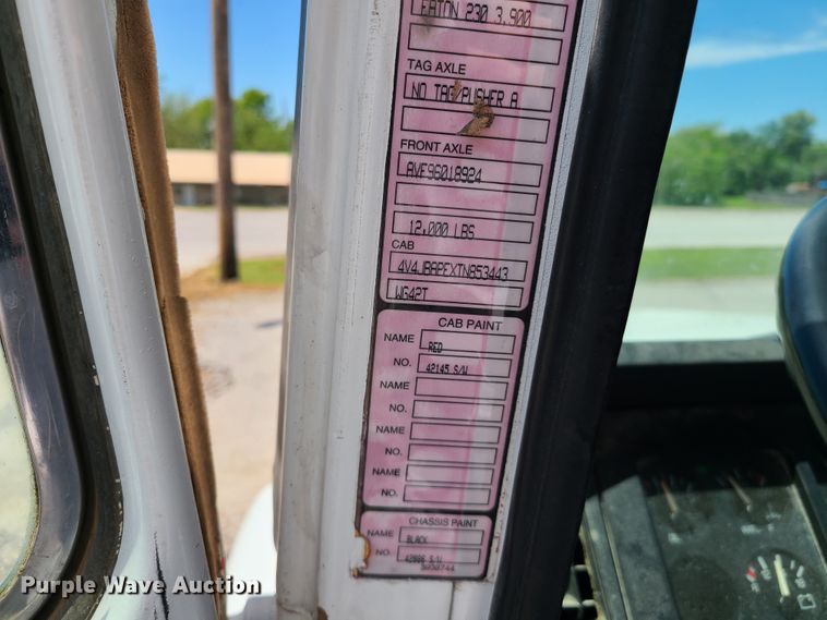 image for item DH5989 1996 Volvo WG  semi truck with trailer