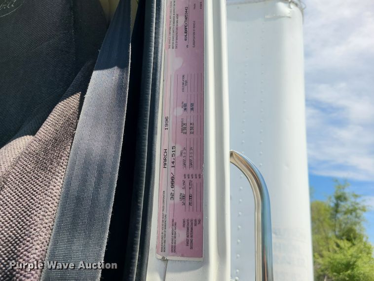 image for item DH5989 1996 Volvo WG  semi truck with trailer