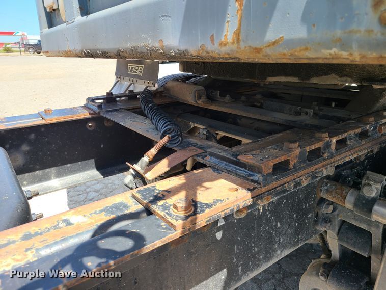 image for item DH5989 1996 Volvo WG  semi truck with trailer