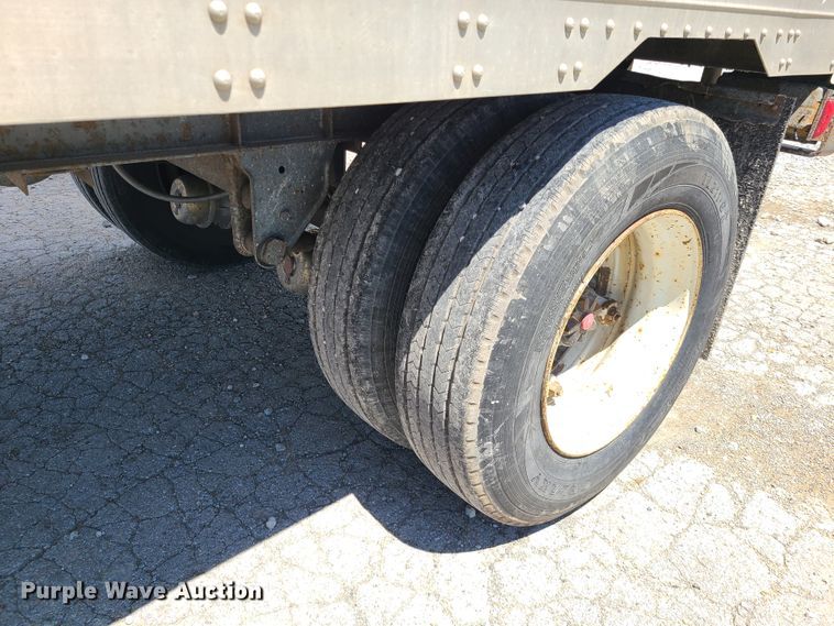 image for item DH5989 1996 Volvo WG  semi truck with trailer