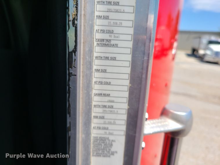 image for item DH5990 2009 Kenworth T600  semi truck