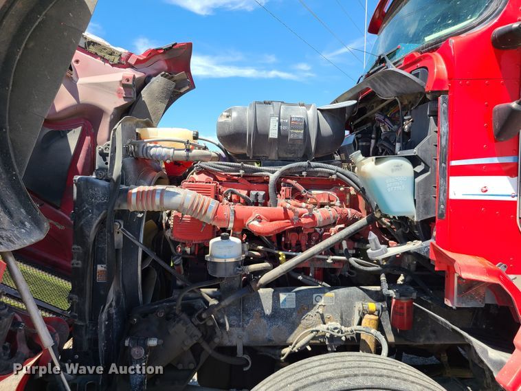 image for item DH5990 2009 Kenworth T600  semi truck