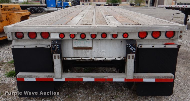 image for item DJ0433 1999 Reinke flatbed trailer