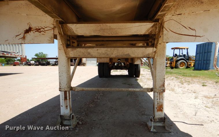 image for item DJ0775 2014 Dragon 130BBL  vacuum trailer