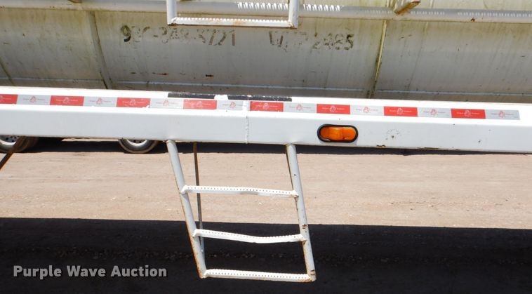 image for item DJ0775 2014 Dragon 130BBL  vacuum trailer