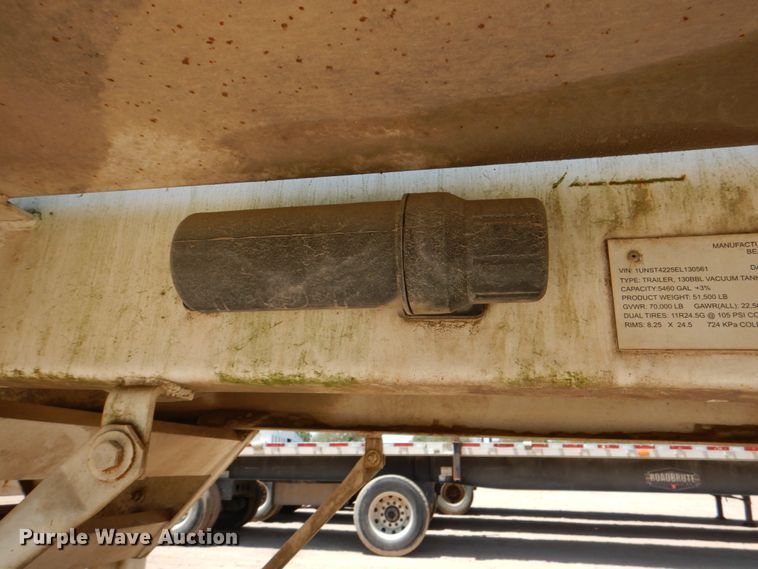 image for item DJ0775 2014 Dragon 130BBL  vacuum trailer