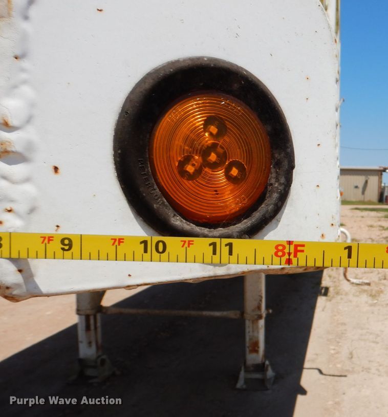 image for item DJ0775 2014 Dragon 130BBL  vacuum trailer