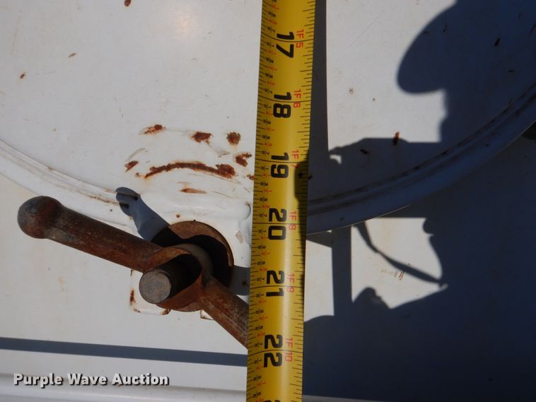 image for item DJ0775 2014 Dragon 130BBL  vacuum trailer