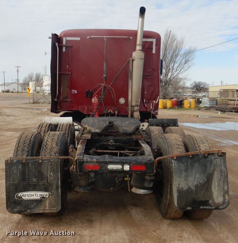 image for item DJ1163 2005 Freightliner Columbia  semi truck