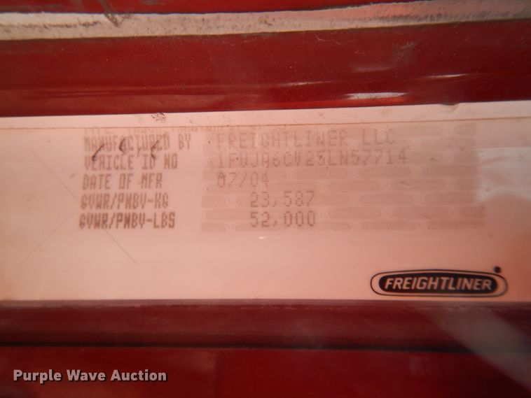 image for item DJ1163 2005 Freightliner Columbia  semi truck