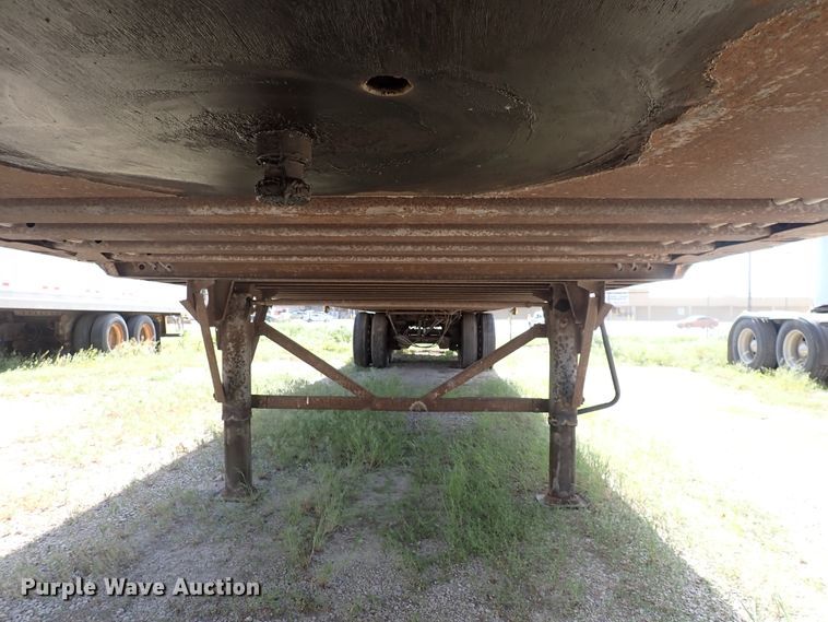 image for item DJ5622 2005 Wabash  dry van trailer