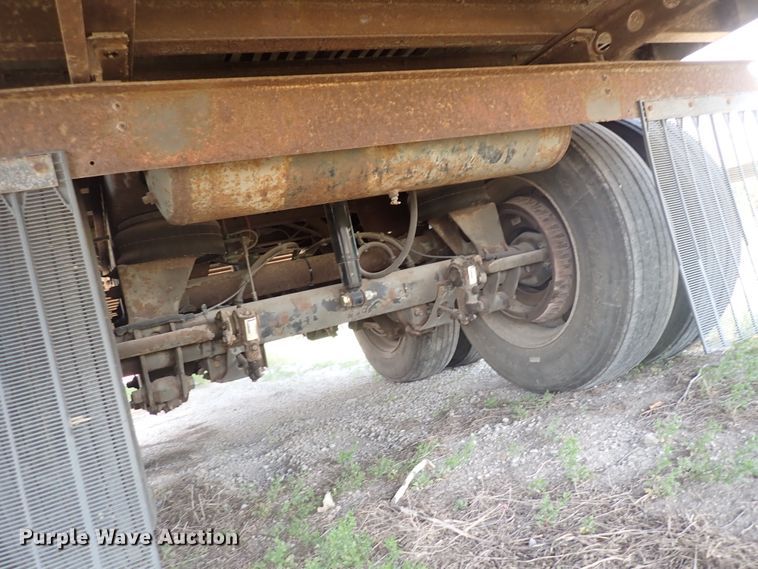 image for item DJ5622 2005 Wabash  dry van trailer