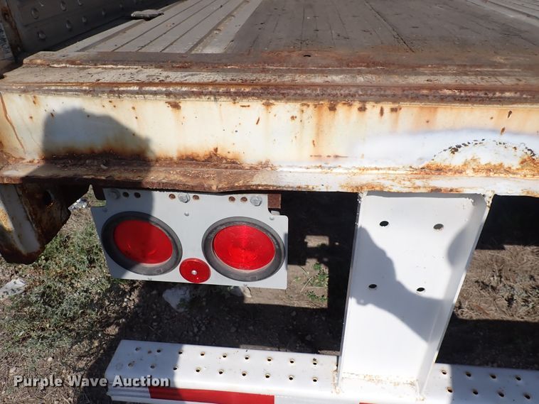 image for item DJ5622 2005 Wabash  dry van trailer