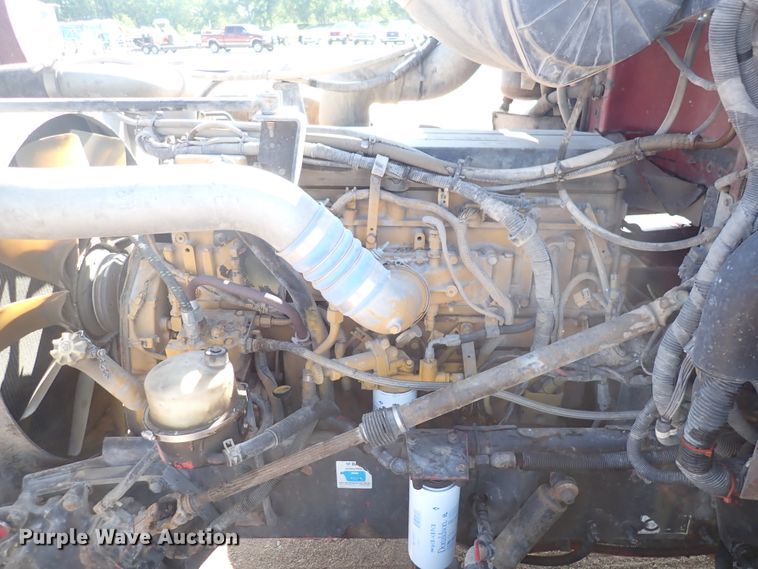 image for item DJ5675 2007 Peterbilt 386  semi truck