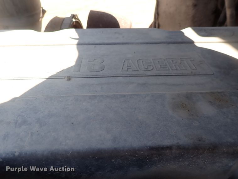 image for item DJ5675 2007 Peterbilt 386  semi truck