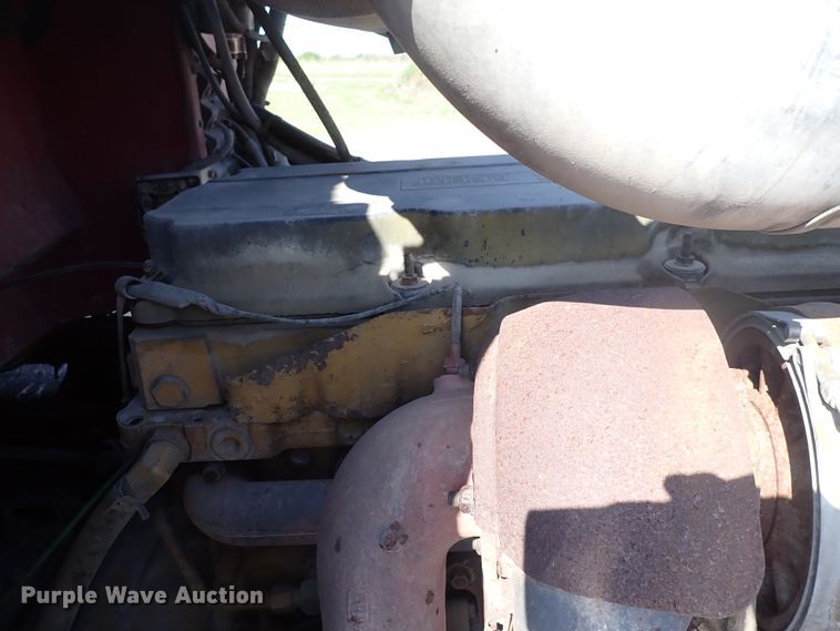 image for item DJ5675 2007 Peterbilt 386  semi truck