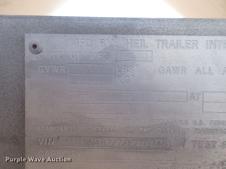 image for item DJ5679 1999 Heil  pneumatic dry bulk trailer