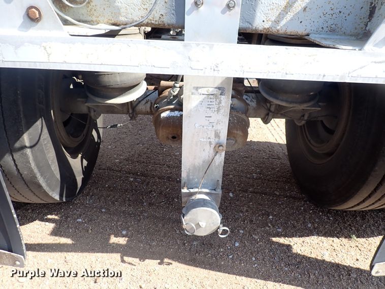 image for item DJ5679 1999 Heil  pneumatic dry bulk trailer