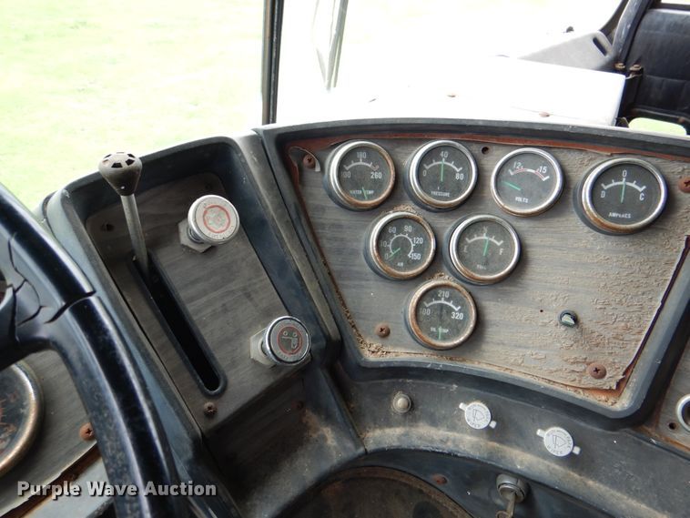 image for item DK5656 1972 GMC Astro 95  semi truck