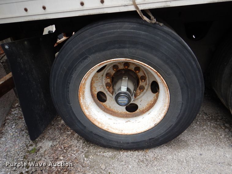 image for item DL8116 2000 Wabash  dry van trailer