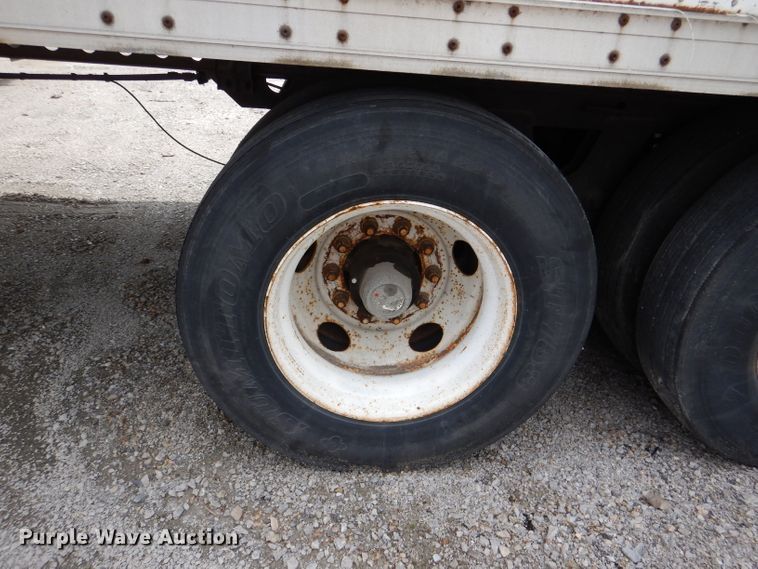 image for item DL8116 2000 Wabash  dry van trailer