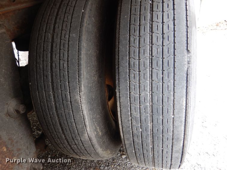 image for item DL8116 2000 Wabash  dry van trailer