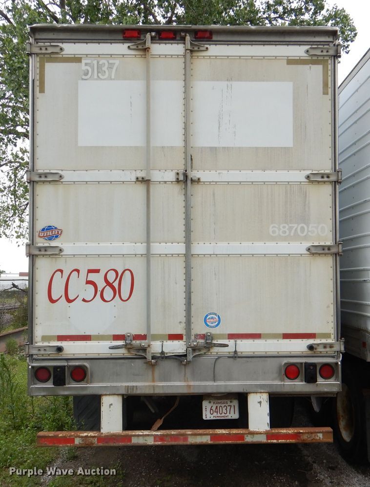 image for item DL8166 2001 Utility VS2RX  refrigerated van trailer