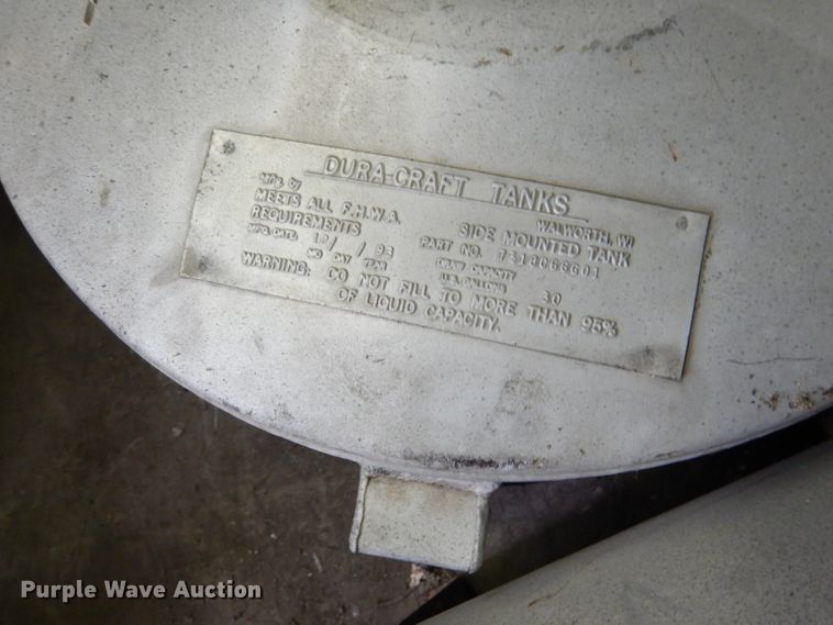 image for item DL8170 (10) aluminum fuel tanks