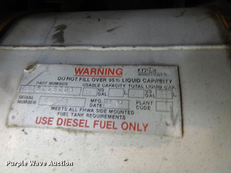 image for item DL8170 (10) aluminum fuel tanks