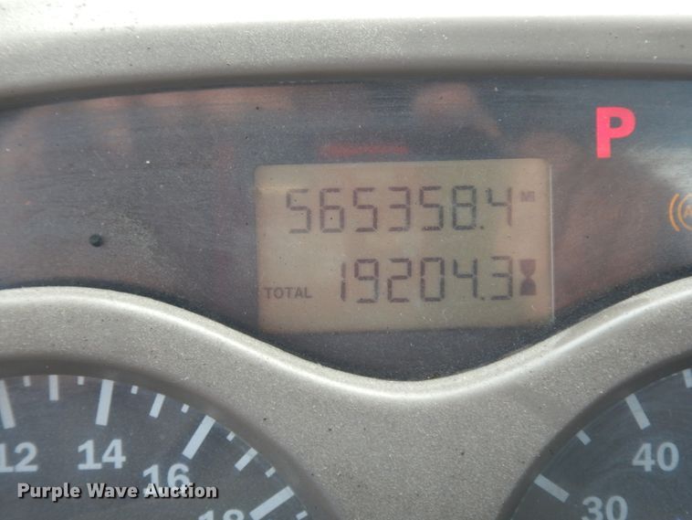 image for item DM2953 2006 Mack CXN612  truck cab and chassis