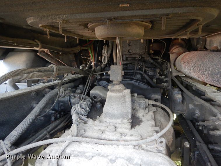 image for item DM2953 2006 Mack CXN612  truck cab and chassis