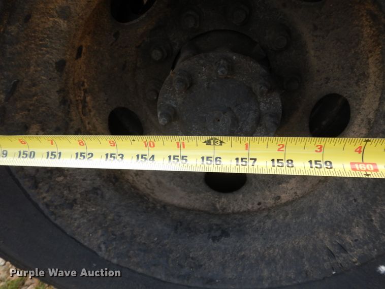 image for item DM2953 2006 Mack CXN612  truck cab and chassis