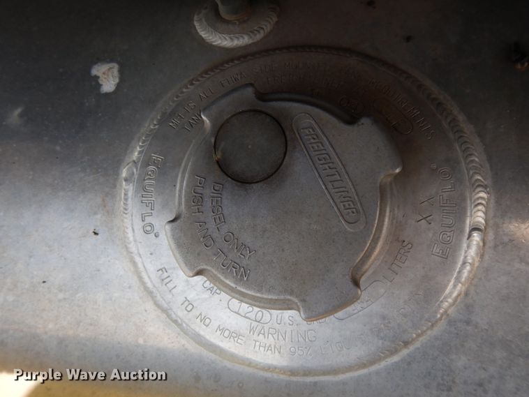 image for item DM2961 2005 Freightliner Columbia  semi truck