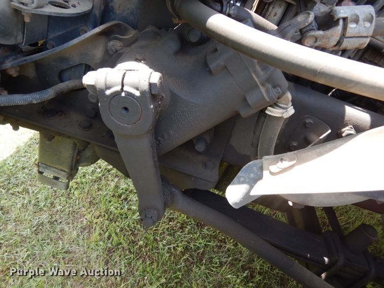 image for item DM2961 2005 Freightliner Columbia  semi truck