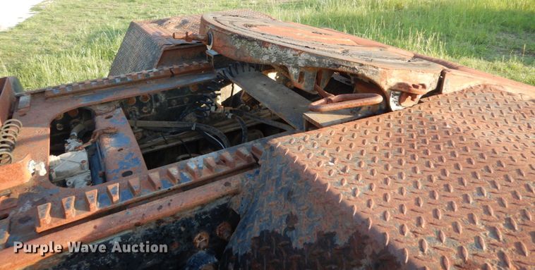 image for item DM2968 2001 Freightliner FLD120  semi truck