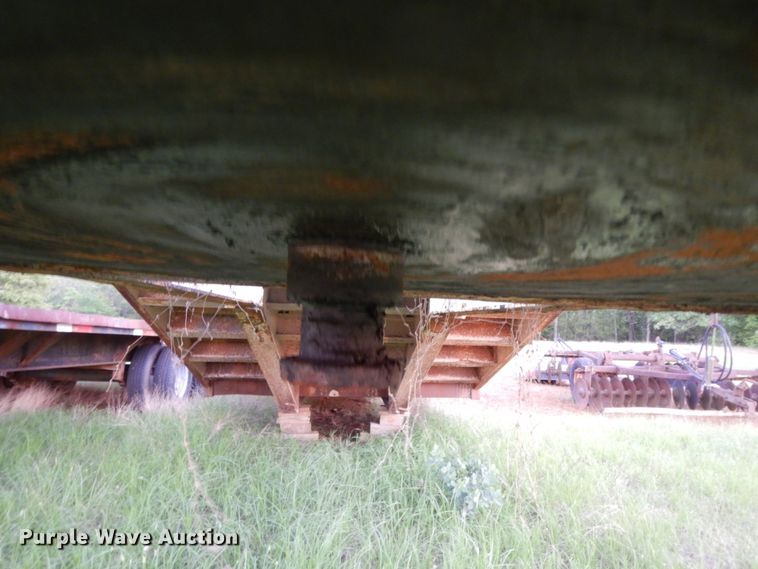 image for item DM2970 1990 Eager Beaver  drop deck equipment trailer