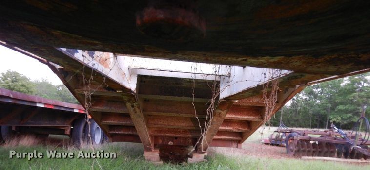 image for item DM2970 1990 Eager Beaver  drop deck equipment trailer