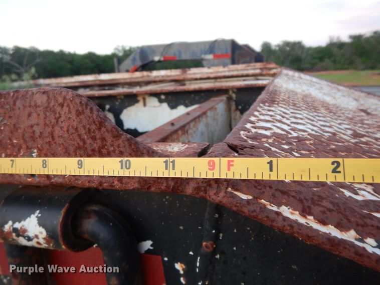 image for item DM2970 1990 Eager Beaver  drop deck equipment trailer