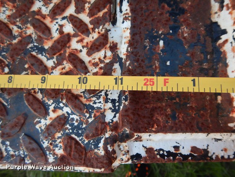 image for item DM2970 1990 Eager Beaver  drop deck equipment trailer