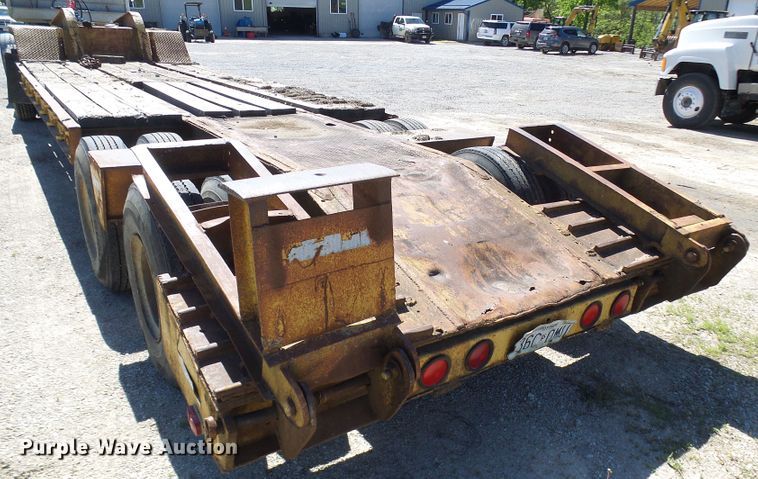 image for item DM3010 1963 Hyster  drop deck equipment trailer
