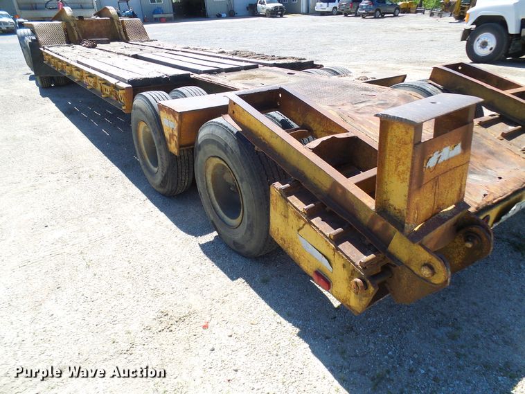 image for item DM3010 1963 Hyster  drop deck equipment trailer
