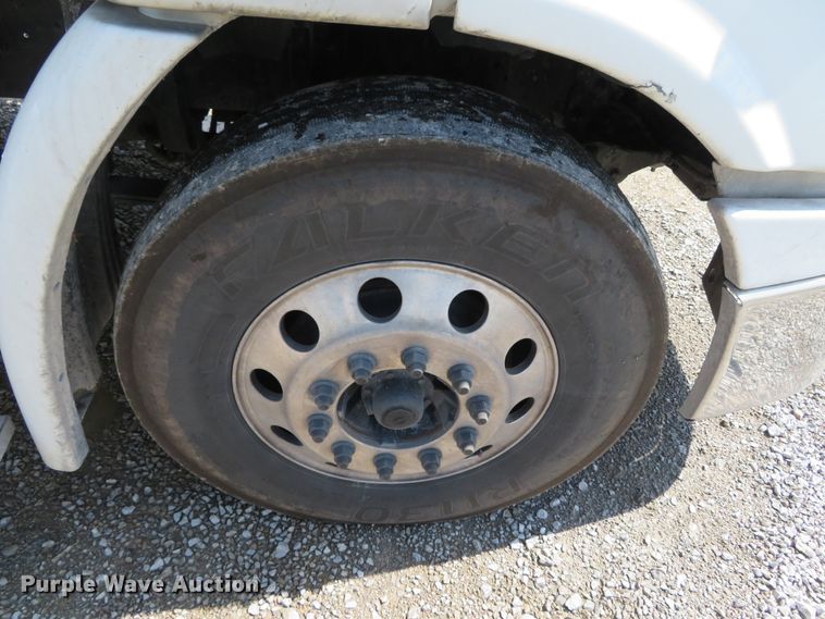 image for item DN5851 2014 Freightliner Cascadia  semi truck