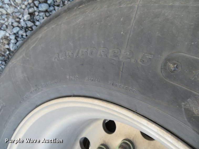 image for item DN5851 2014 Freightliner Cascadia  semi truck