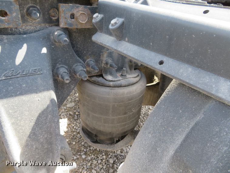 image for item DN5851 2014 Freightliner Cascadia  semi truck