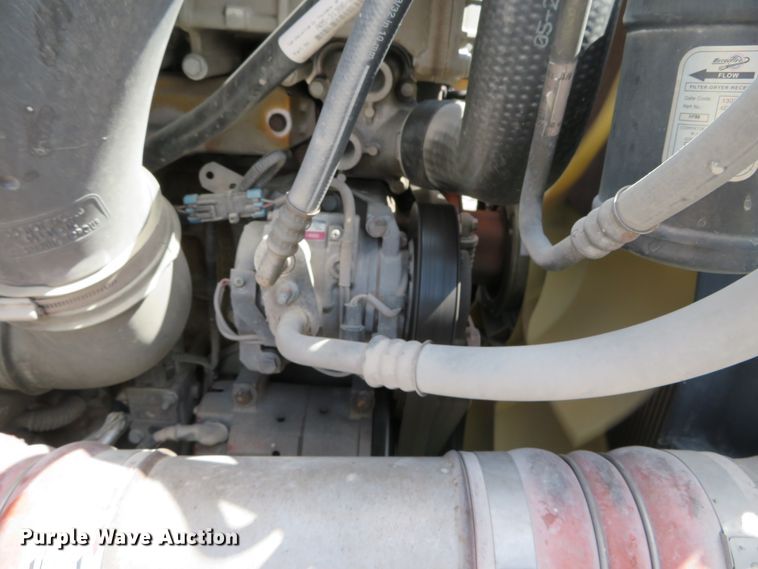 image for item DN5851 2014 Freightliner Cascadia  semi truck